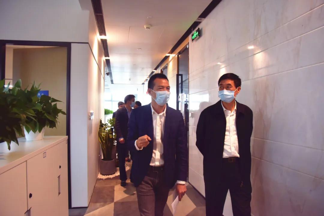 熱烈歡迎深圳市委常委、前海管理局局長(zhǎng)田夫同志一行蒞臨科脈調(diào)研